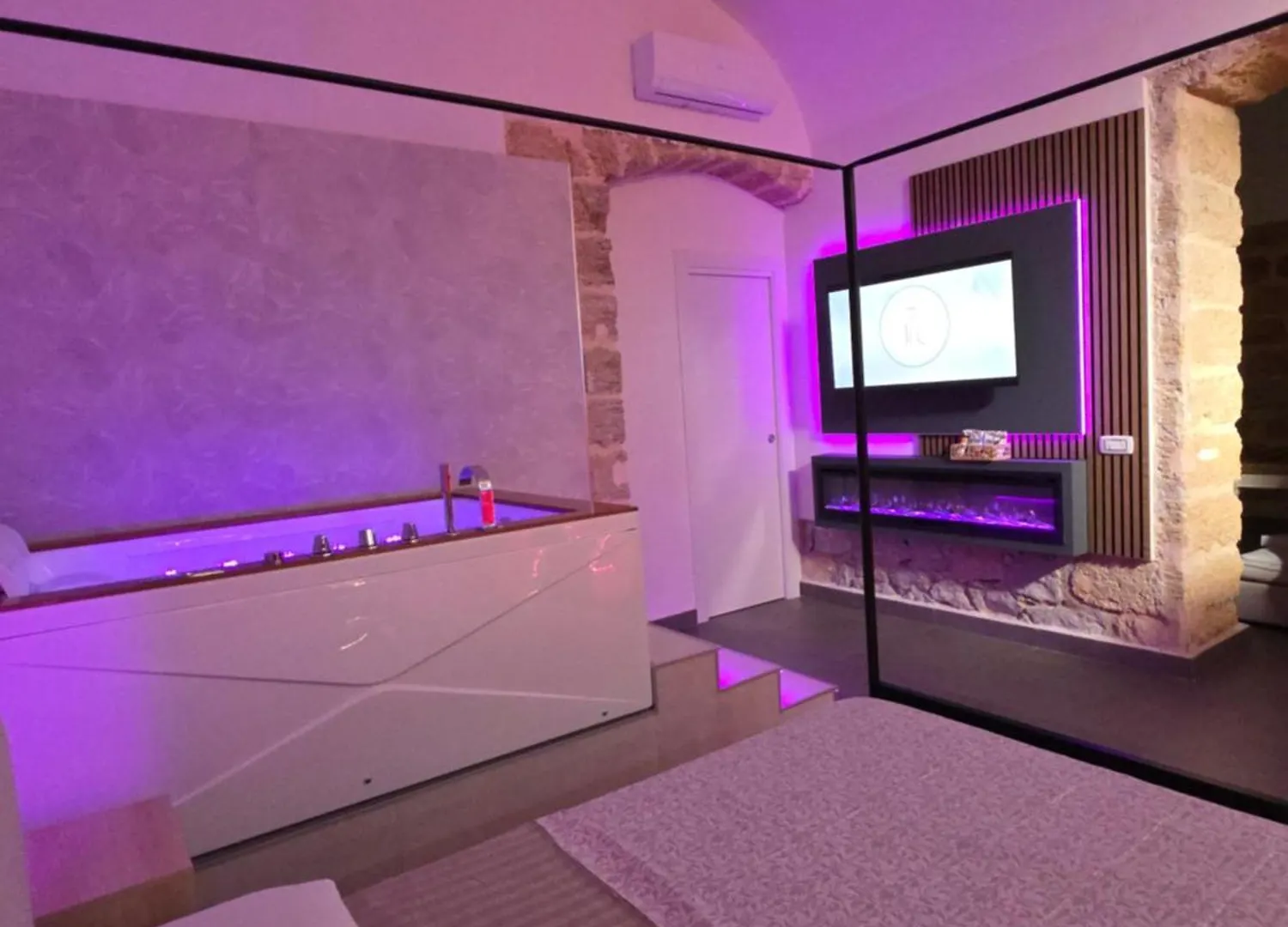 פלרמו Thaleia Suite & Spa